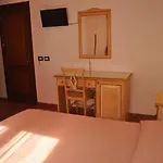 Verdemare فندق مبيت وإفطار ماكاري