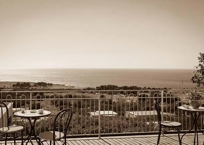 לינה וארוחת בוקר Verdemare